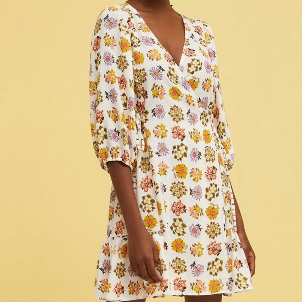 New ottodame Criss-cross mini wrap dress floral size 4